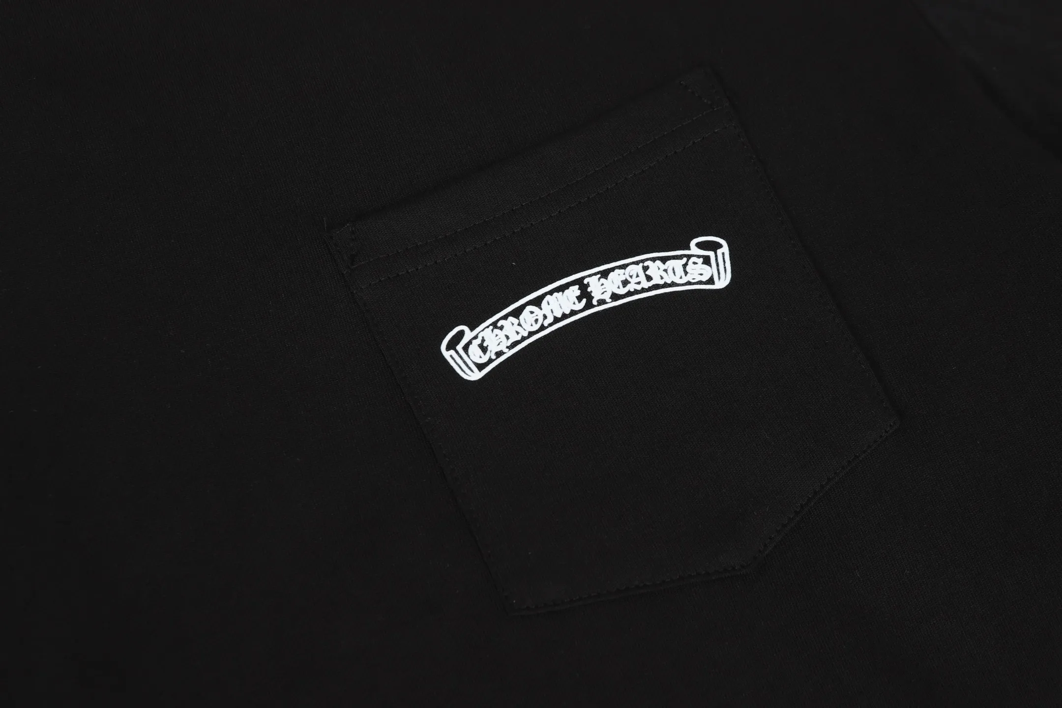 P160 -Chrome Hearts/Chrome Hearts Colorful Cross ✝️Sanskrit letters explosive long-sleeved T-shirt -High weight, high density and high quality. The wool is soft, delicate and skin-friendly. It feels soft and silky. It has excellent warmth and skin-friendly properties.